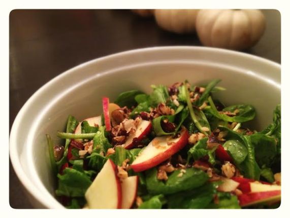 Apple Spinach Salad with Toasted Hazelnuts